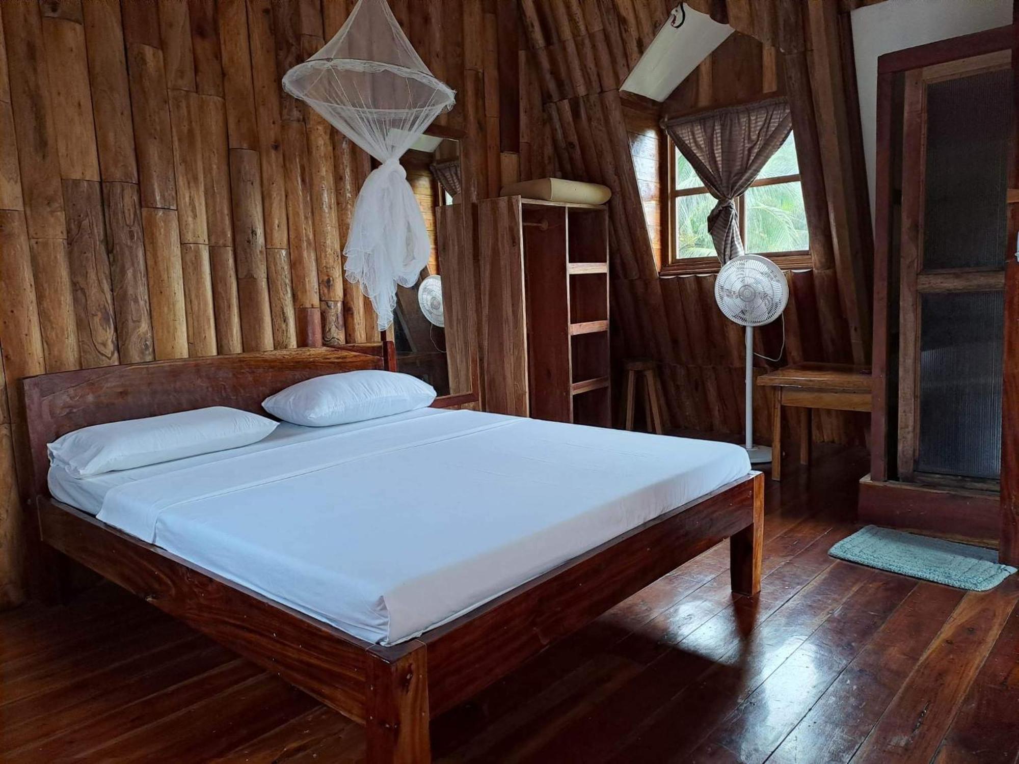 Camiguin Volcano Houses - A-Frame House Mambajao Exterior foto